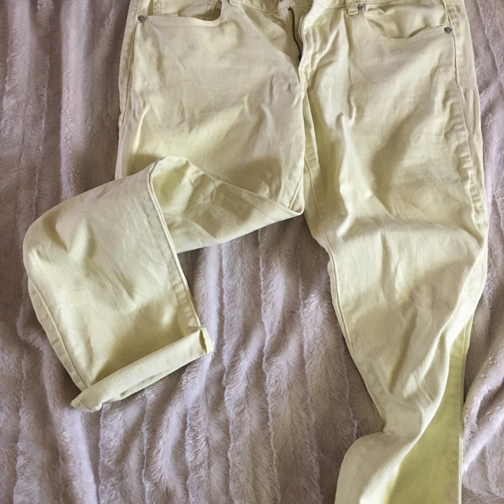American Eagle cropped skinnies- rolled up.